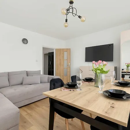 Apartment Waska Bright With Balcony By Renters